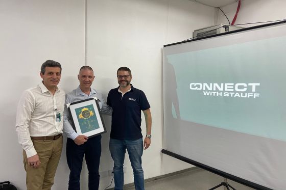 Prêmio STAUFF ao distribuidor Hydrasystem