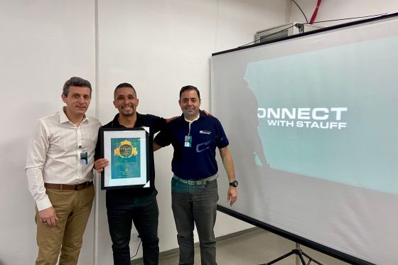 Prêmio STAUFF ao distribuidor VHL