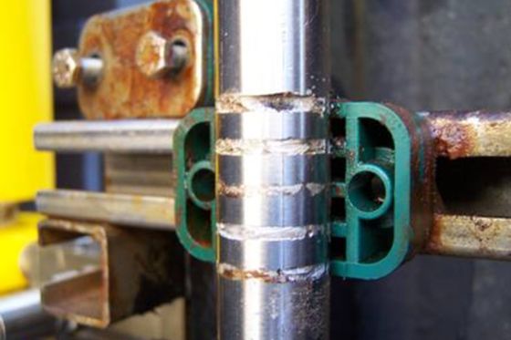 Corrosione interstiziale sui supporti convenzionali per tubi