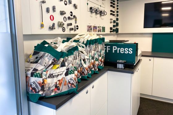 Geschenke, Geschenke, Geschenke