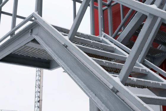 Handrail with square tubes