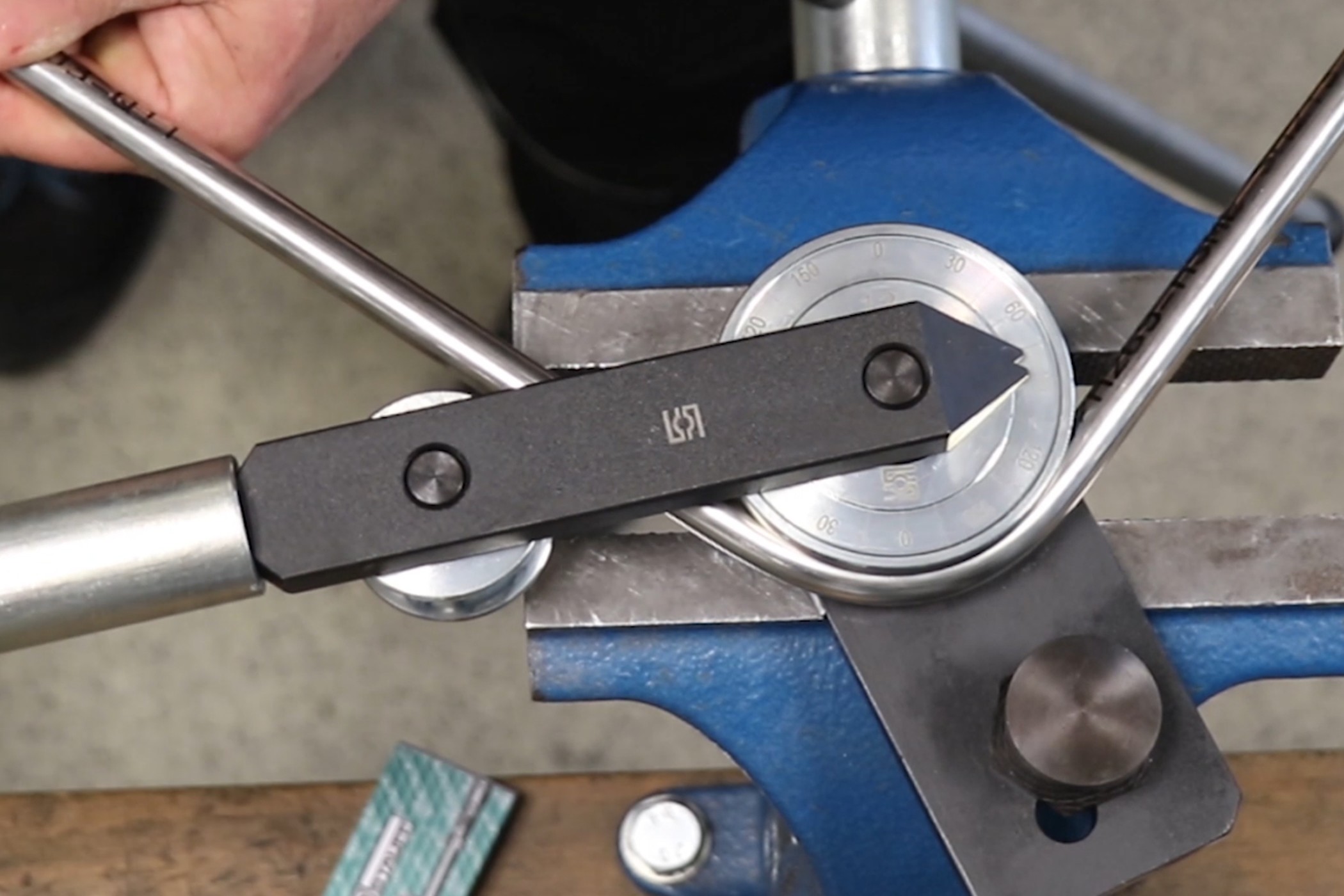 Errors in bending hydraulic pipes and tubes and how to avoid them