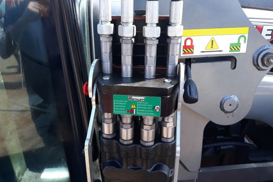STAUFF multi coupler in use