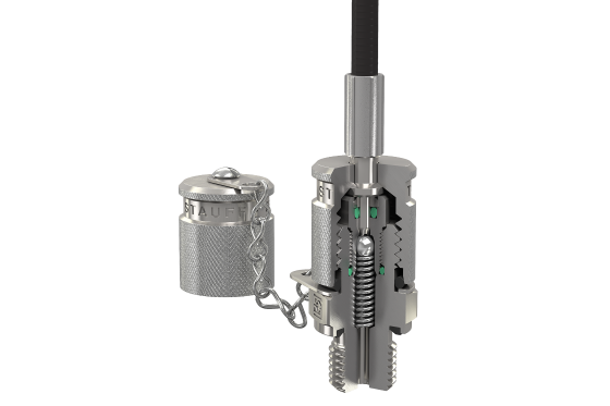 Test hose connected to a STAUFF type SMK test coupling