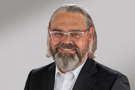 Helmut Ahrens