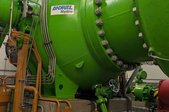 Vanne sphérique dans la centrale de pompage‑turbinage de Rönkhausen équipée de colliers STAUFF