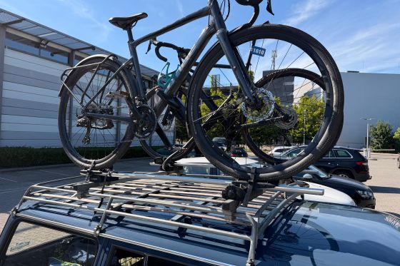 Volvo uses STAUFF clamps to secure a bike rack